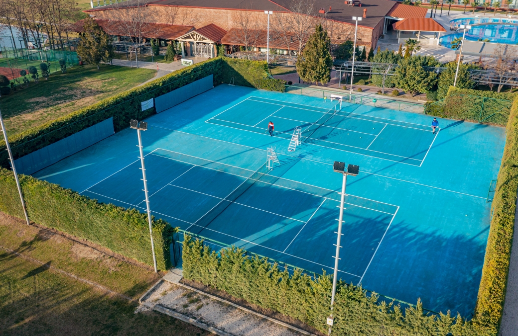 Tennis Courts